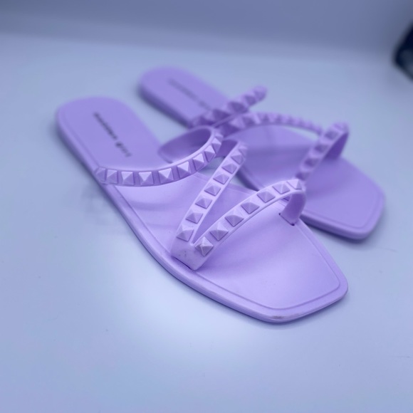 Madden Girl All Over Purple Studded Lagunna Slip On Woman’s Flat Sandals NWOT 8 - Picture 5 of 13